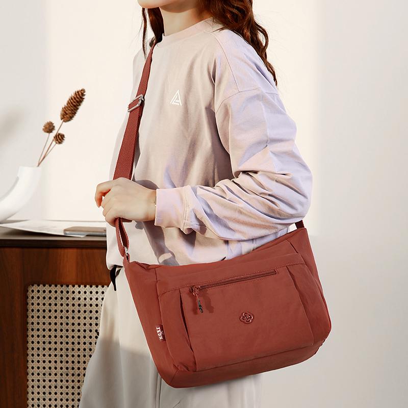 Borsa a tracolla in nylon impermeabile, grande capacità, borsa a spalla casual da donna