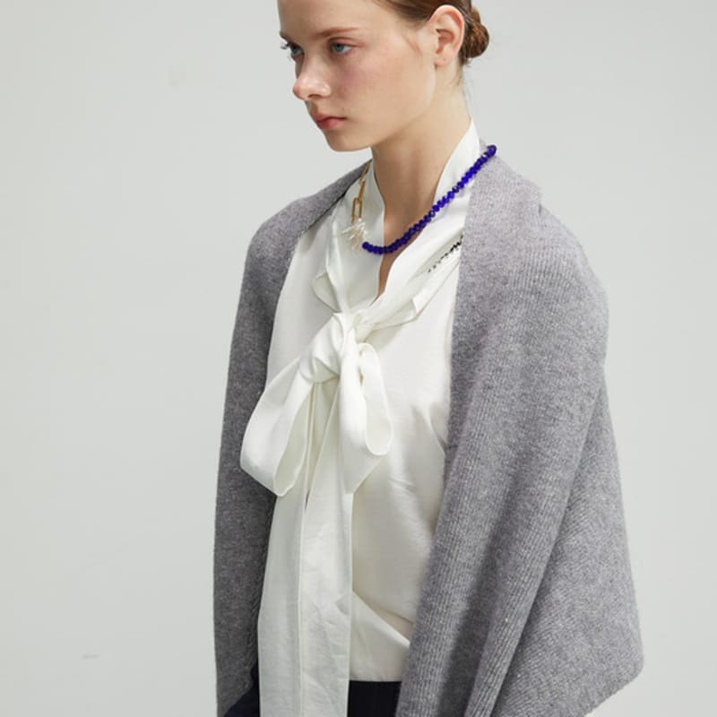 Iannmore Asymmetrischer Strickcape Schal_GY