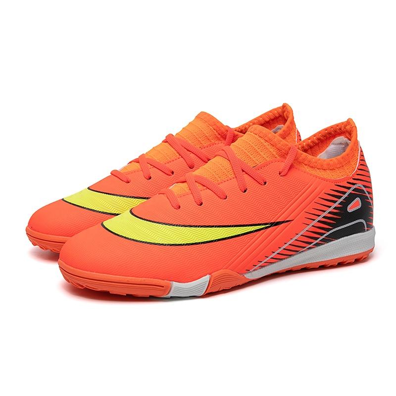 New Kid Professional Football Boots TF Match Boys Comfortable Sneakers Non-Slip Soccer Shoes Match Sports Shoes Unisex