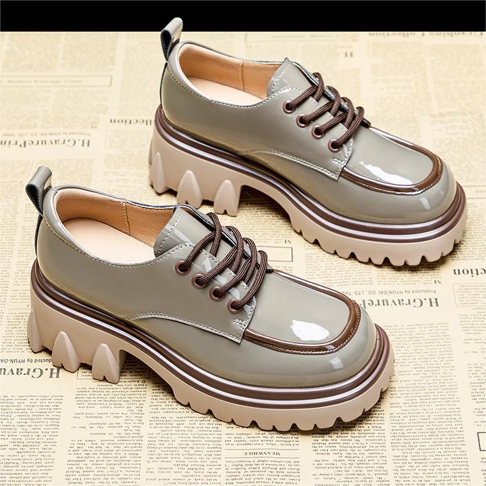 

Осенние туфли-лоферы колор-блок с круглым носком и массивным каблуком - женская кожаная обувь в британском стиле 35 серый