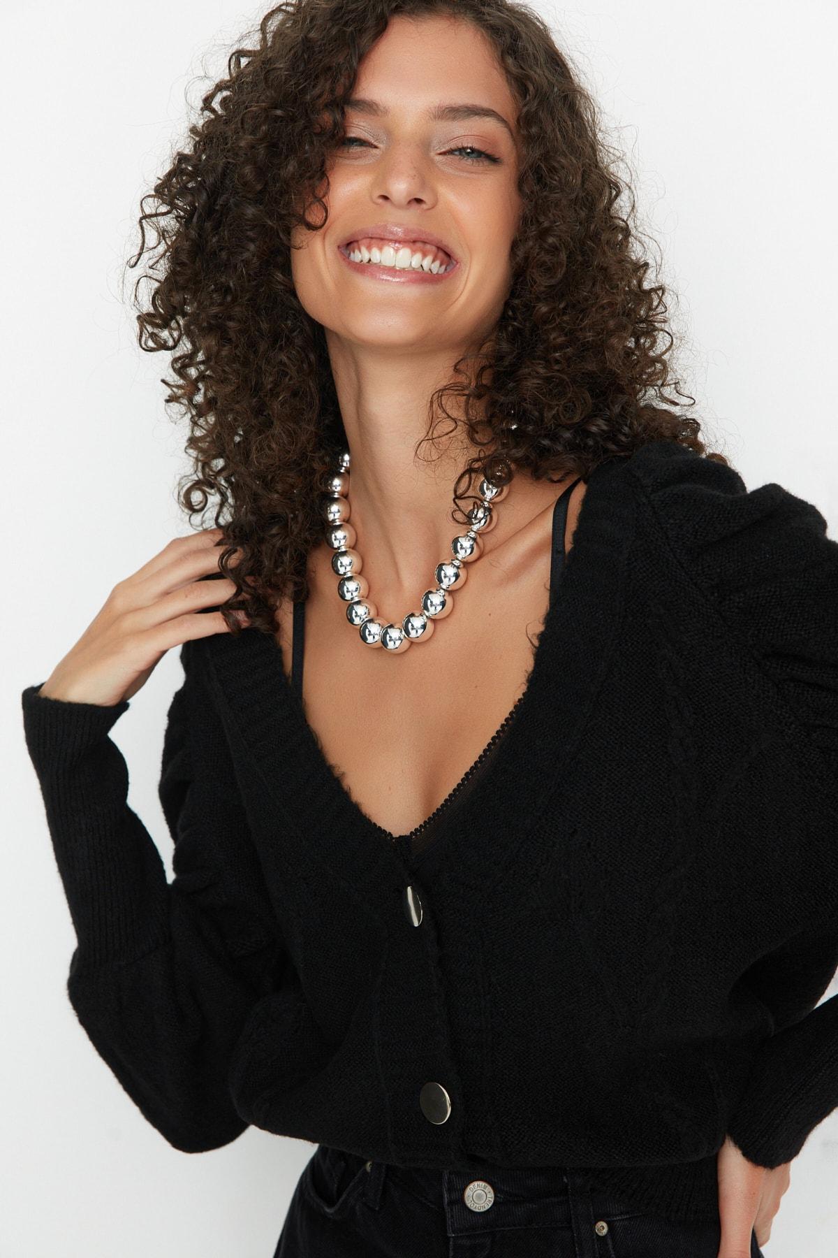 

Кардиган - Черный - Классический крой