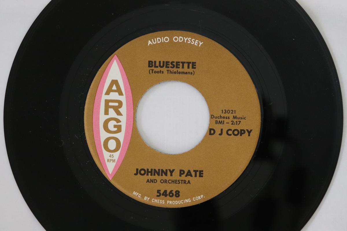 

7-дюймовая пластинка ОРКЕСТР ДЖОННИ ПЕЙТА - Bluesette / Deeno Dantay 5468 Argo 1964 США Джаз Б/У