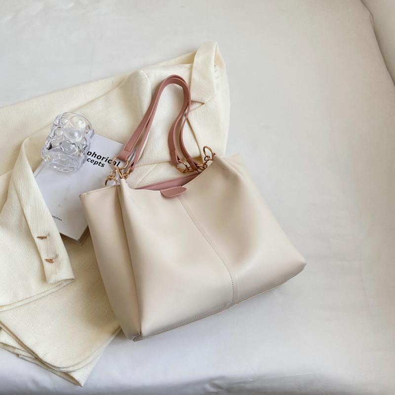 Trendy Street Style Pu Shoulder Bag With Chain Elements светло-розовый