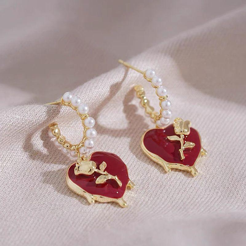 Amber Coffee French Retro Luxury Earrings - Women's Elegant Studs with Niche Design