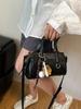 Retro Korean-Style Solid Color Boston Handbag - Women's Single Shoulder Crossbody Bag