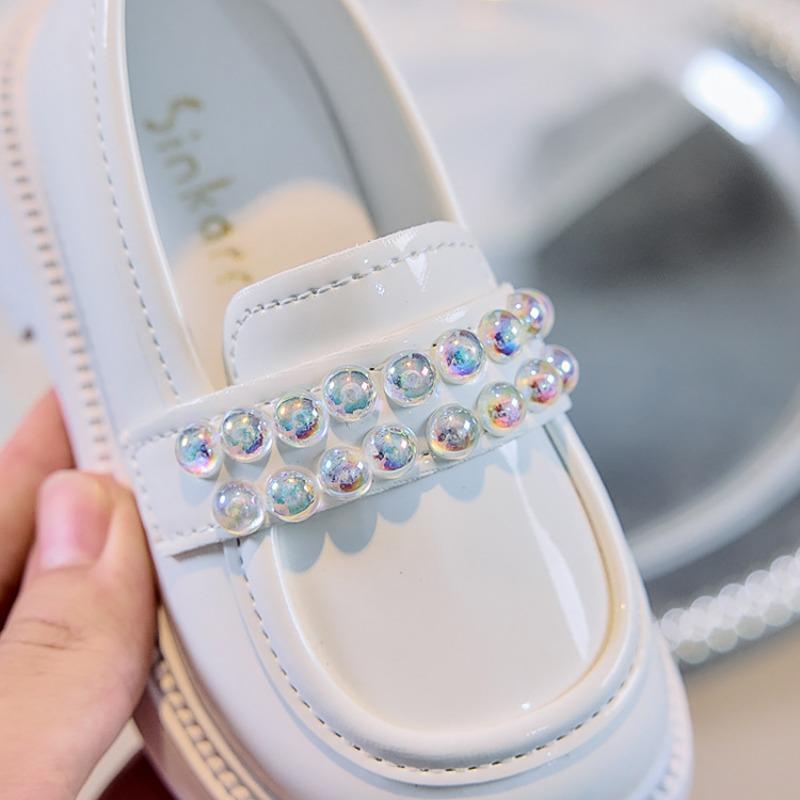 Girls' Leather Shoes Spring New Arrivals, Children's Performance Shoes, British-style Anti-slip Black Princess Shoes for Toddlers and Girls.