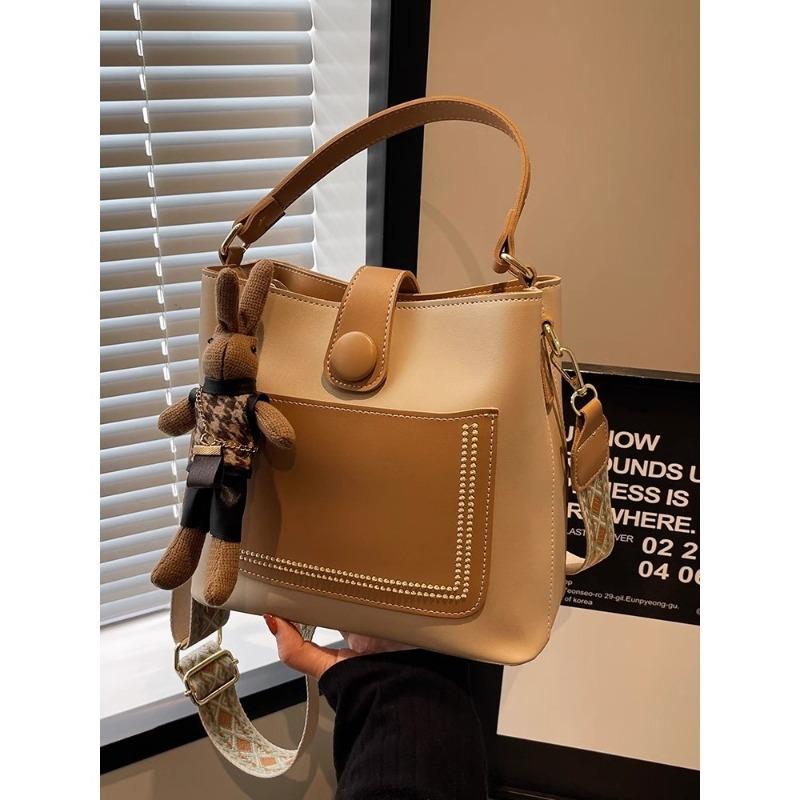 Today's Popular Bags, Women's New High-end Sense Versatile Wide Shoulder Straps, Messenger Bags, Commuter Portable Bucket Bags