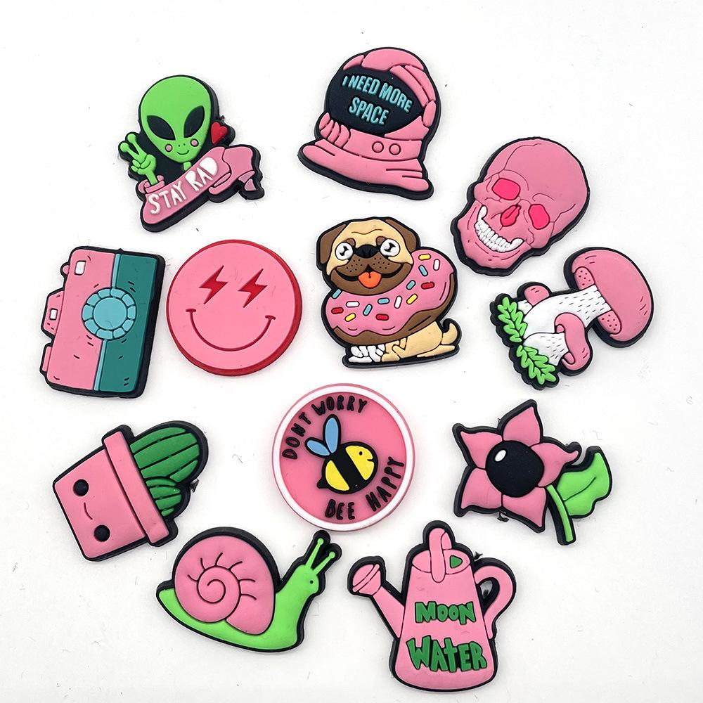 Shoe Charms Accessories Decoration Cute Pink Hole Shoes Flower Shoe Buckle PVC Soft Plastic Cartoon Detachable Match 1pcs