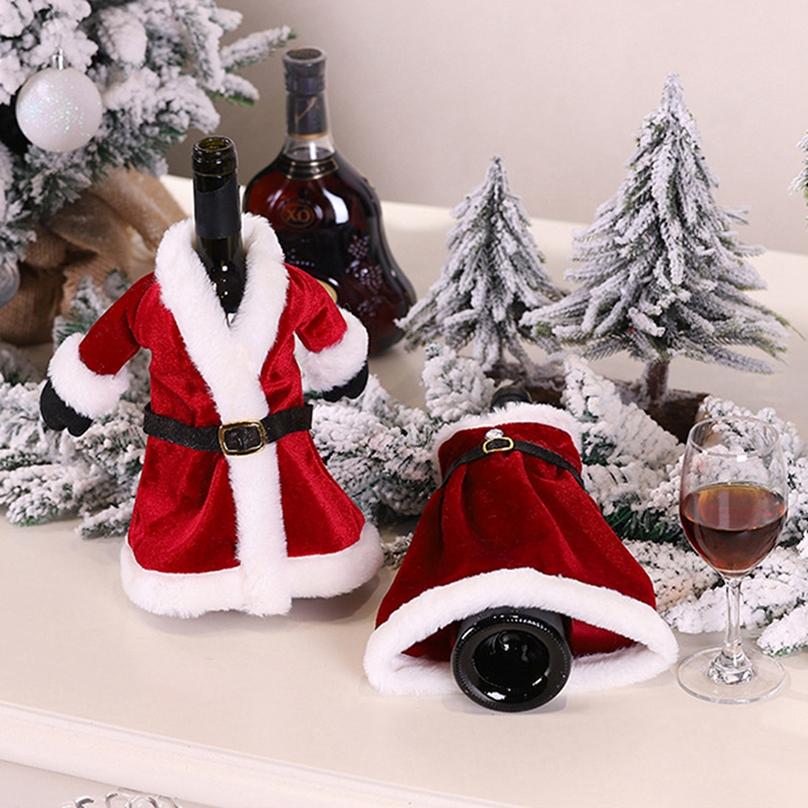 Red Wine Christmas Dining Table Set with Fashion Christmas Wine Bottle Covers Decoration