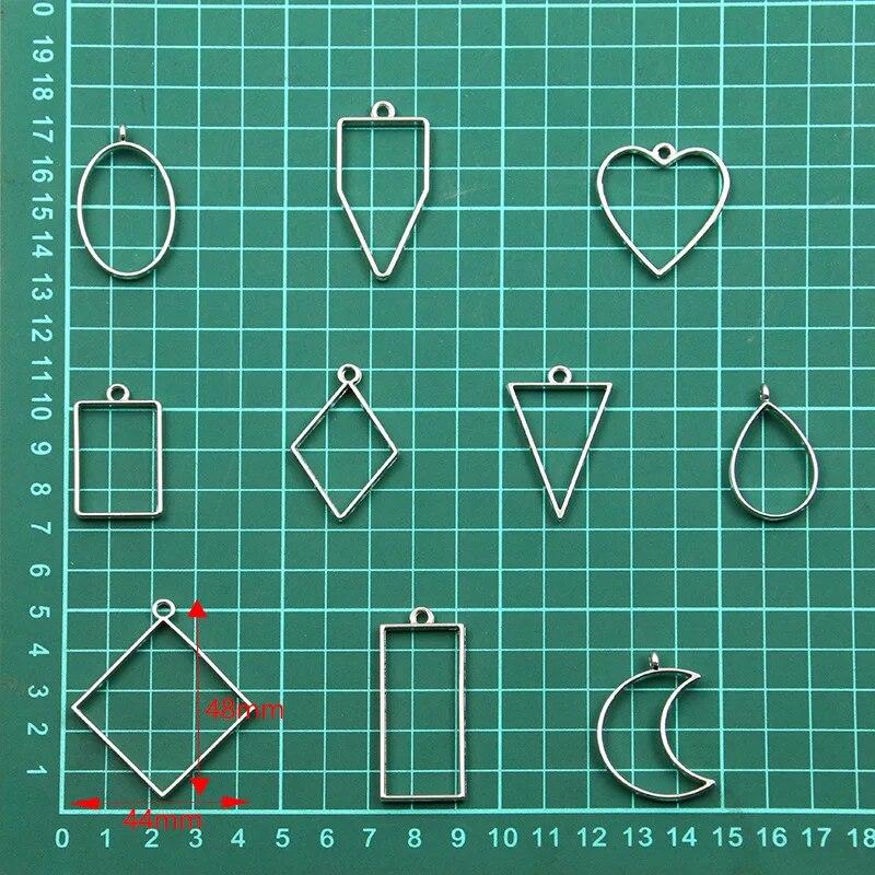 30pcs Metal Geometric Hollow Frame Pendant Charm UV Epoxy Resin Craft Bezel For DIY Jewelry Making Accessories