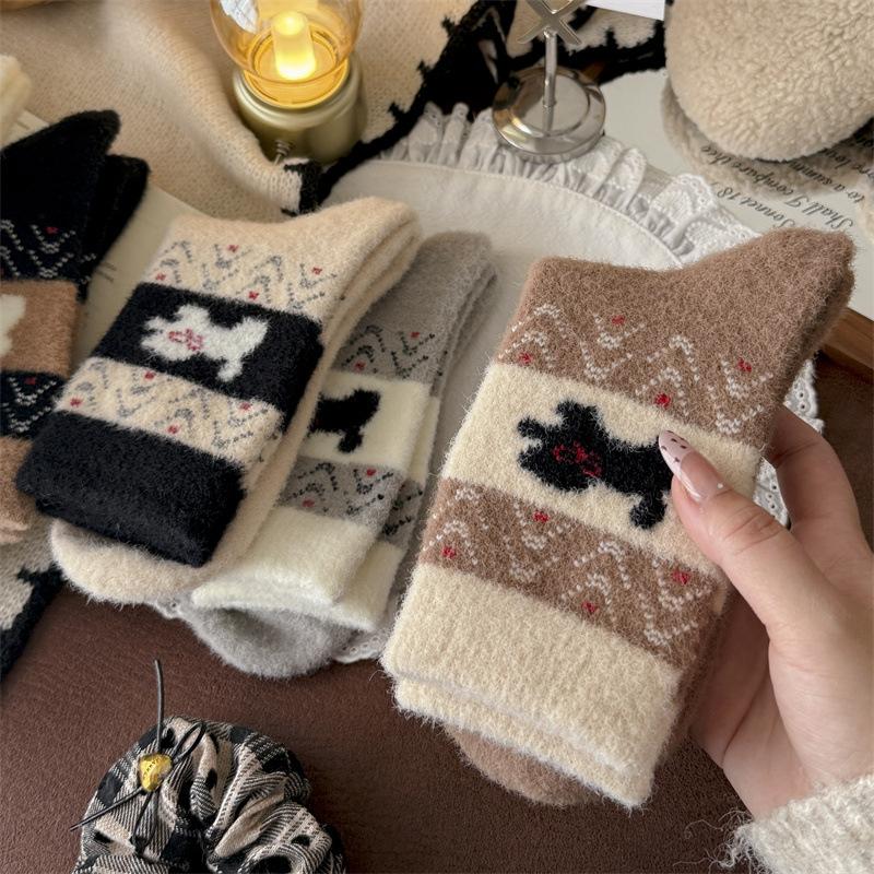 Katong Little Dog Retro Australian Fleece Socks Women's Autumn and Winter Mid-calf Socks Thickened, Warm and Versatile, School Style