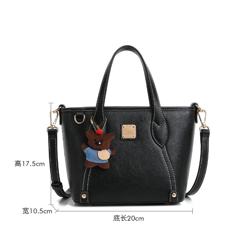 

Commuter bag Vegetable basket bag New trendy shoulder bag Temperament underarm bag