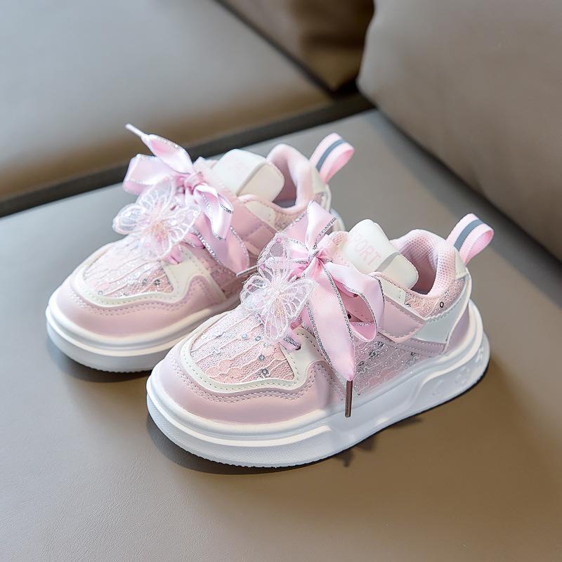 

Girls Butterfly Sneakers2026Spring new children s soft-soled non-slip casual shoes, Korean-style princess shoes for babies, trendy 21-25Code（One Hand5Doub розовый