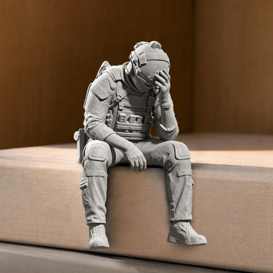 jijijing 3D Printed Soldier Figurine Ornament, Sitting Tactical Statue, Funny Tired Sculpture for Table Shelf Edge Decor