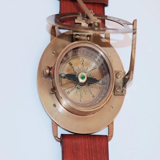 Hand Watch Compass, Men's Bracelet Leather Compass Watch, Perfect For Adventures, Gift for him, Birthday, Gift for my son