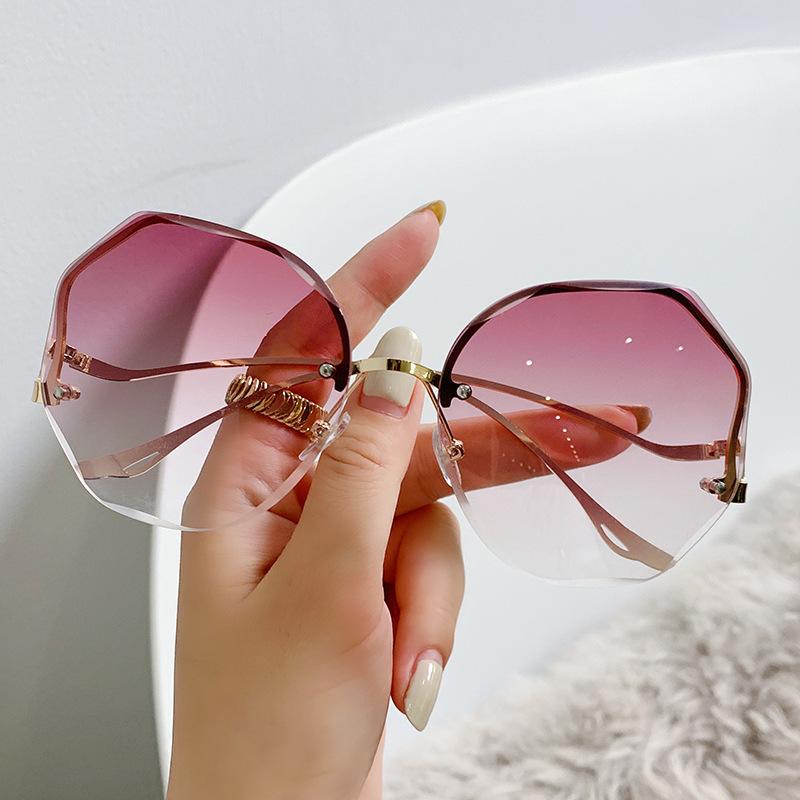 Luxe Ronde Gradiënt Zonnebril Vrouwen Metalen Gebogen Tempels Brillen Oceaan Randloze Mode Zonnebril Dames UV400