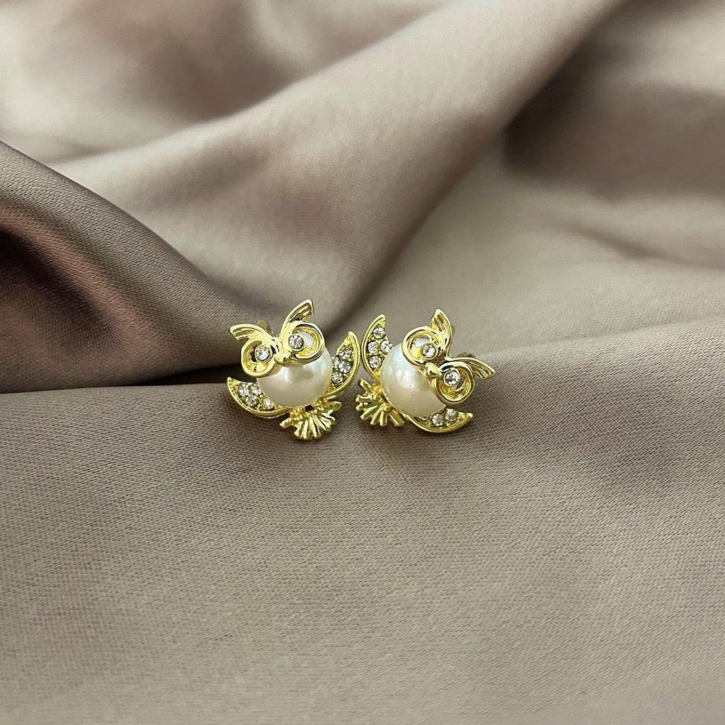 Animal Series Fashion Horse Wings Star Diamond Stud Earrings In Stock