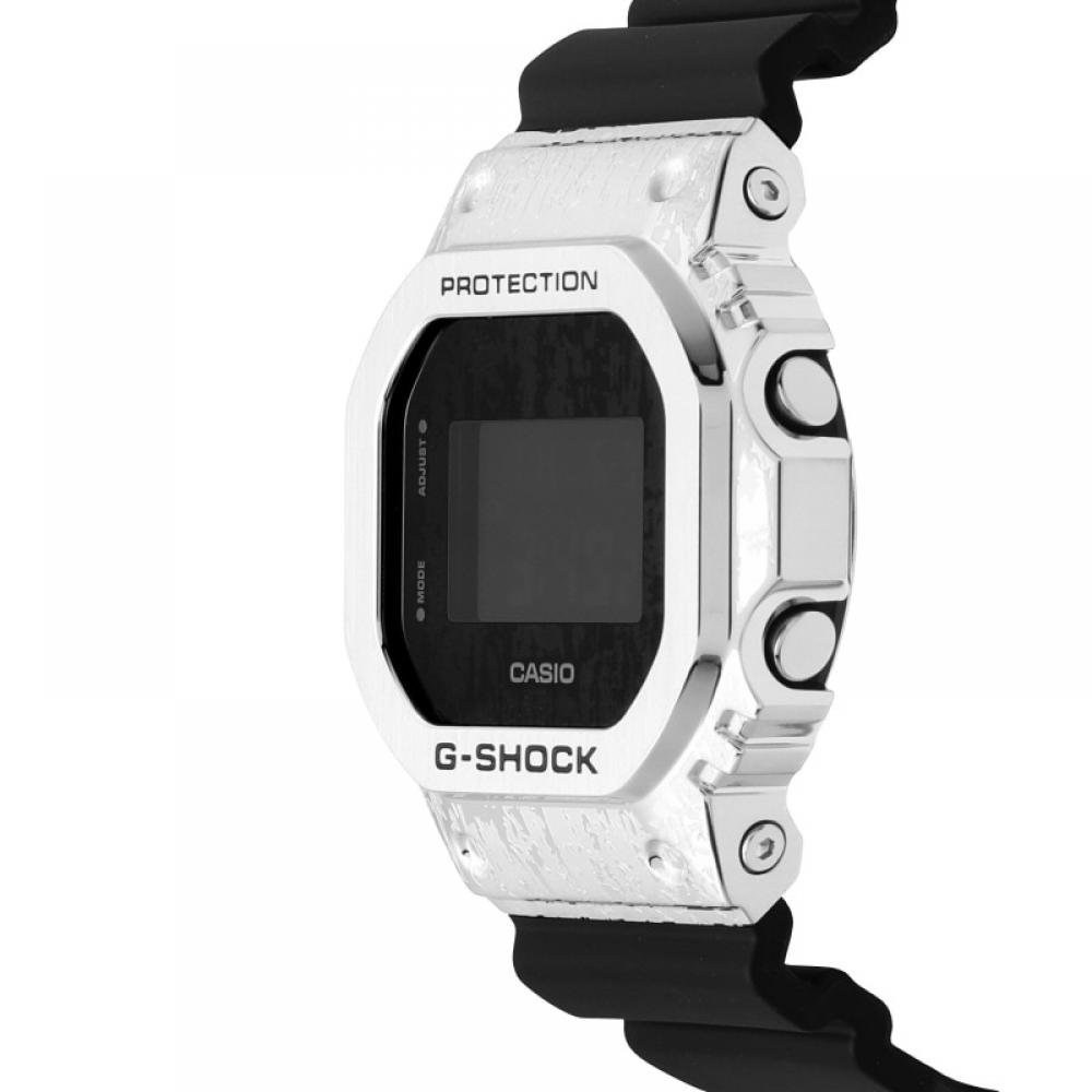 G Shock Gm 5600Gc 1dr  Gm 5600Gc 1  5600 SerieS diGital Square SportS Soldier GrunGe Men S Pu Watch