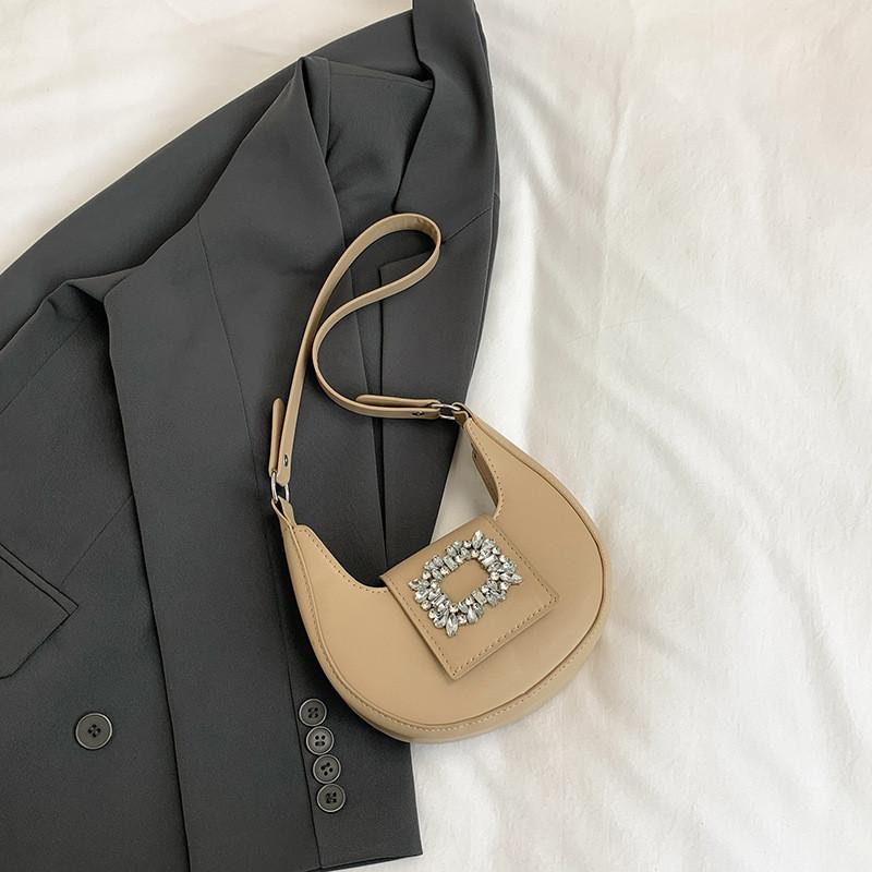 Stylish Large Capacity Pu Crescent Bag For Fashionable Women In Black And Pink Colors