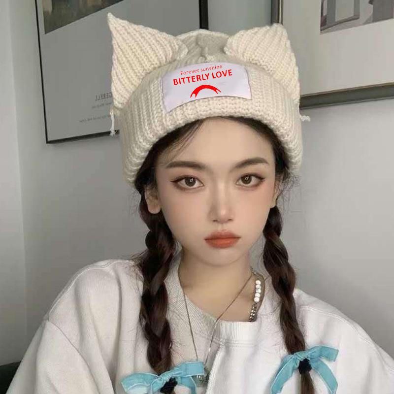 Design Personalized Cat Pig Ears Couple Knitted Wool Hat Cute Warm Autumn and Winter Hats for Men and Women