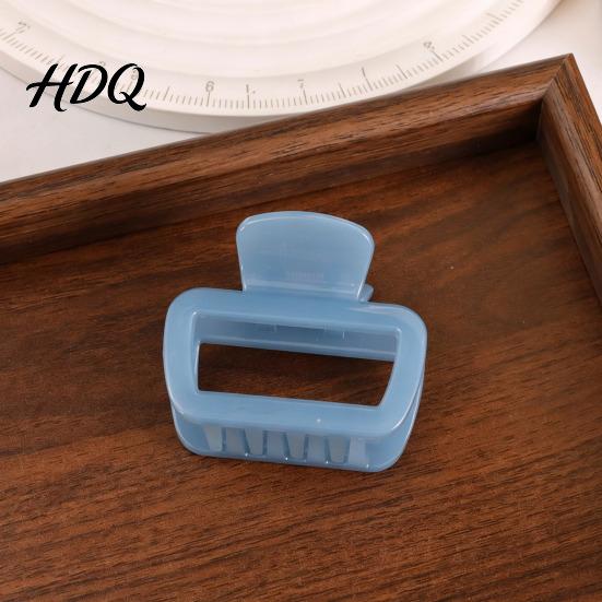 Square Hair Clip Hollow Design Claw Semi-Transparent Back Head Shark Elastic Spring Claw with Anti-Slip Teeth And Thick for Medium-Long