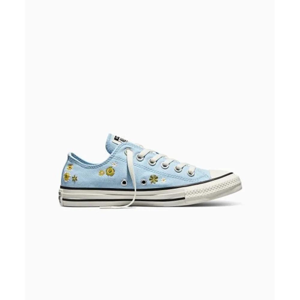Converse Chuck Taylor All Star Embroidered Floral Clear Skies A16905C 02 225