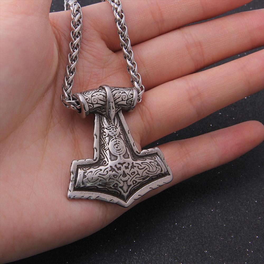 Halskette aus Edelstahl Thors Hammer - Wikinger Mjolnir Rune Amulett Anhänger in Silber für Männer & Frauen Nordischer Schmuck Geschenke