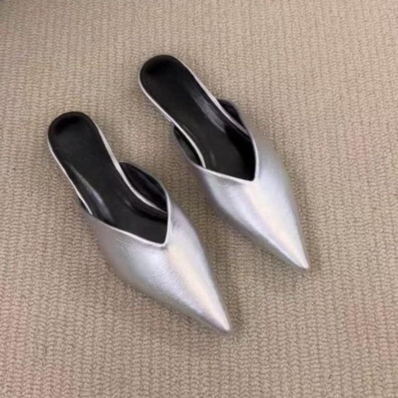 

Модные новые весенне-осенние туфли-слипоны с кошачьим каблуком, женские туфли с острым носком и мелким вырезом, нескользящие, износостойкие шлепанцы 42 чёрный