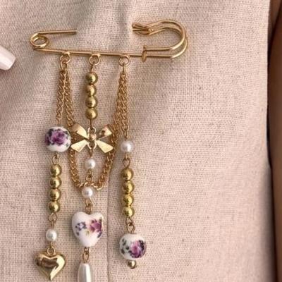 Bow Love Heart Pendant Tassel Metal Chain Pearl Brooch Pin Sweater Collar Clip Brooch Jewelry