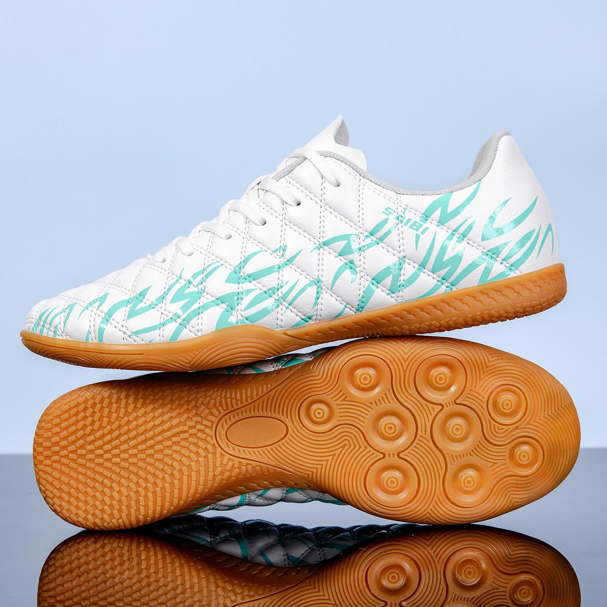 

Новые футбольные бутсы тренировочные бутсы большого размера с высоким верхом для подростков студентов сломанные ногти длинные ногти дети длинные ногти футбольные бутсы 35 белый