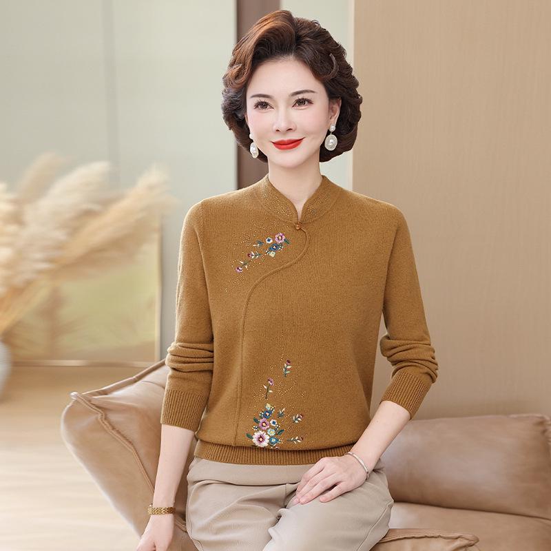100% Pure Wool Autumn Winter Sweater for Moms - Stylish Qipao Collar Knitwear for Middle-Aged and Elderly Women.