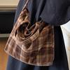 New Commuting Large-capacity Bag, Popular Plaid Shoulder Bag, Student Commuting Niche Messenger Bag