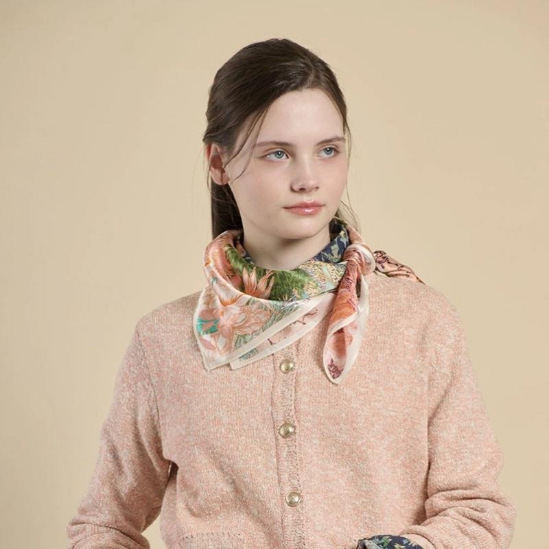 BCBG Garden Print Silk Scarf B6s0a402