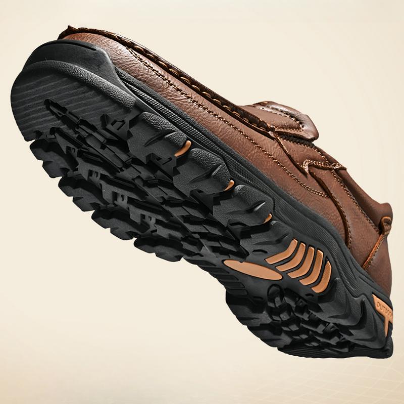 Nové kožené ležérní boty pro muže, pohodlné mokasíny, módní měkké klasické boty pro řízení, neklouzavé turistické boty