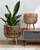 Rattan Woven Basket Plant Stand with Wooden Legs Bohemian Floor Flower Pot Holder Indoor Outdoor Home Garden Decor 3 Sizes