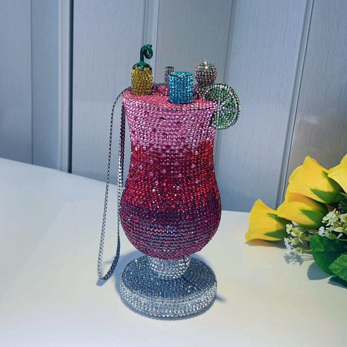 

Clutch bag cocktail cup modeling dinner bag European and American banquet party wedding annual meeting diamond clutch bag бордовый