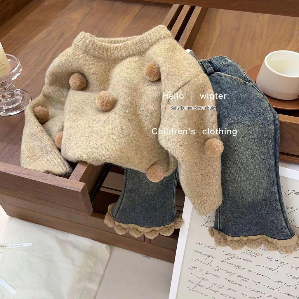 2024 Winter Fashion: Girls' Knitted Sweater Two-Piece Set