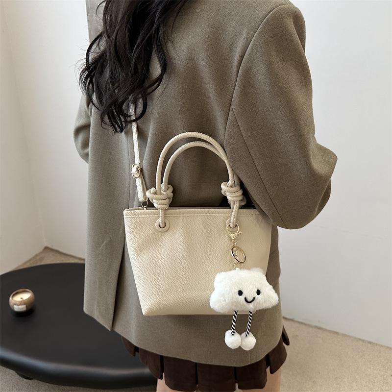 2025 New Small Bag Going Out Handbag Fashion Summer Niche Bucket Bag Women's Handbag Messenger Bag