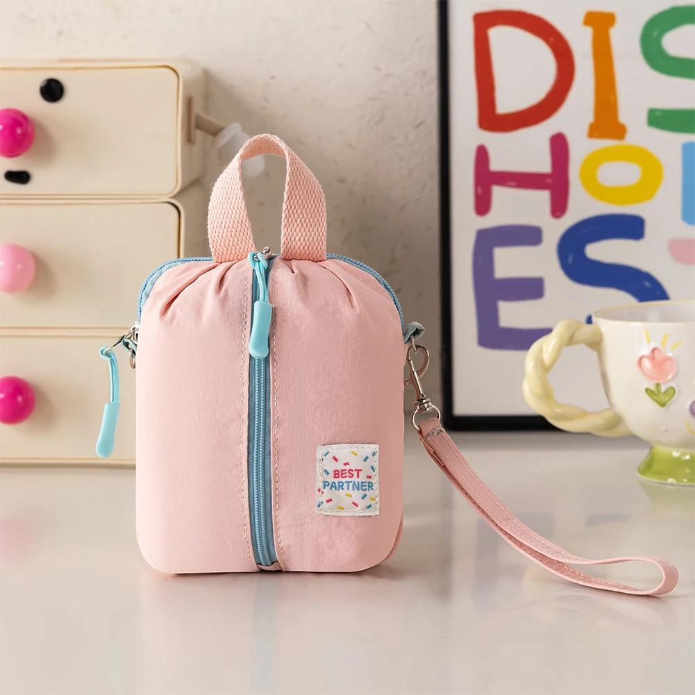 

Macaron Travel Cosmetics Organizer Mini Sanitary Napkin Storage Bag Portable Discreet Menstrual Pouch Student Period Essentials рожевий