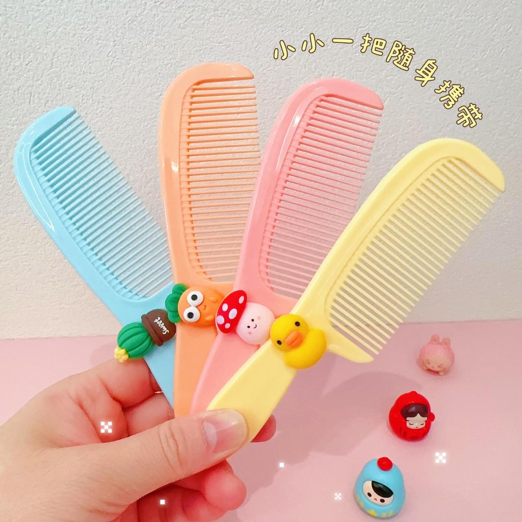 Mini Cartoon Hair Comb for Girls - Portable and Cute Haircare Tool for Children and Students