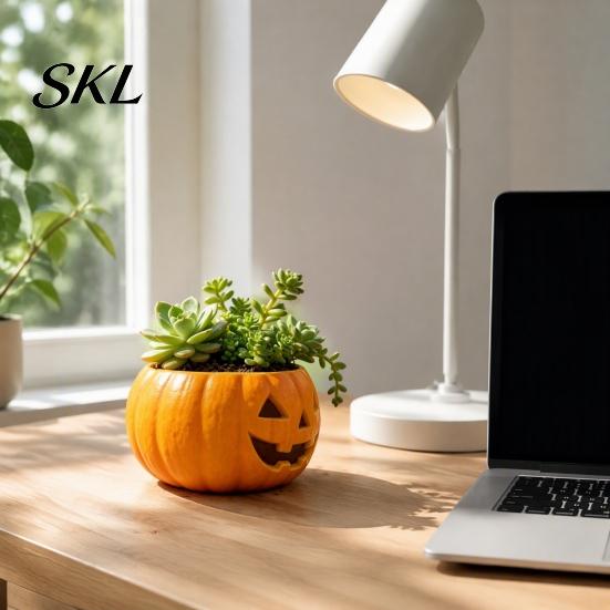 Weatherproof Resin Pot for Flowers Halloween Pumpkin Planter, Jack-O-Lantern Flower Pot, Decorative Autumn Gift Plant Lovers Succulents Fall