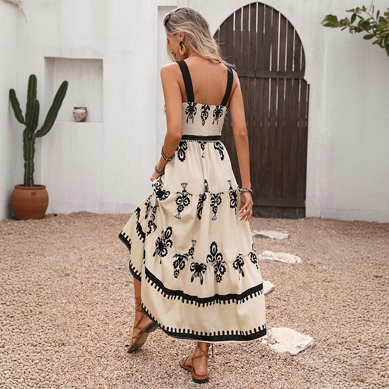 2026 Retro Ethnic Vacation Dress: European & American Spaghetti Strap Style