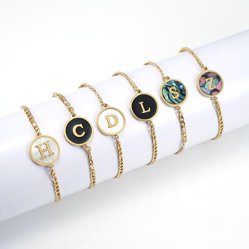 Pulsera Redonda de Acero Inoxidable 18K Europea con Letra para Mujer - Joyería de Mano Moderna y Elegante