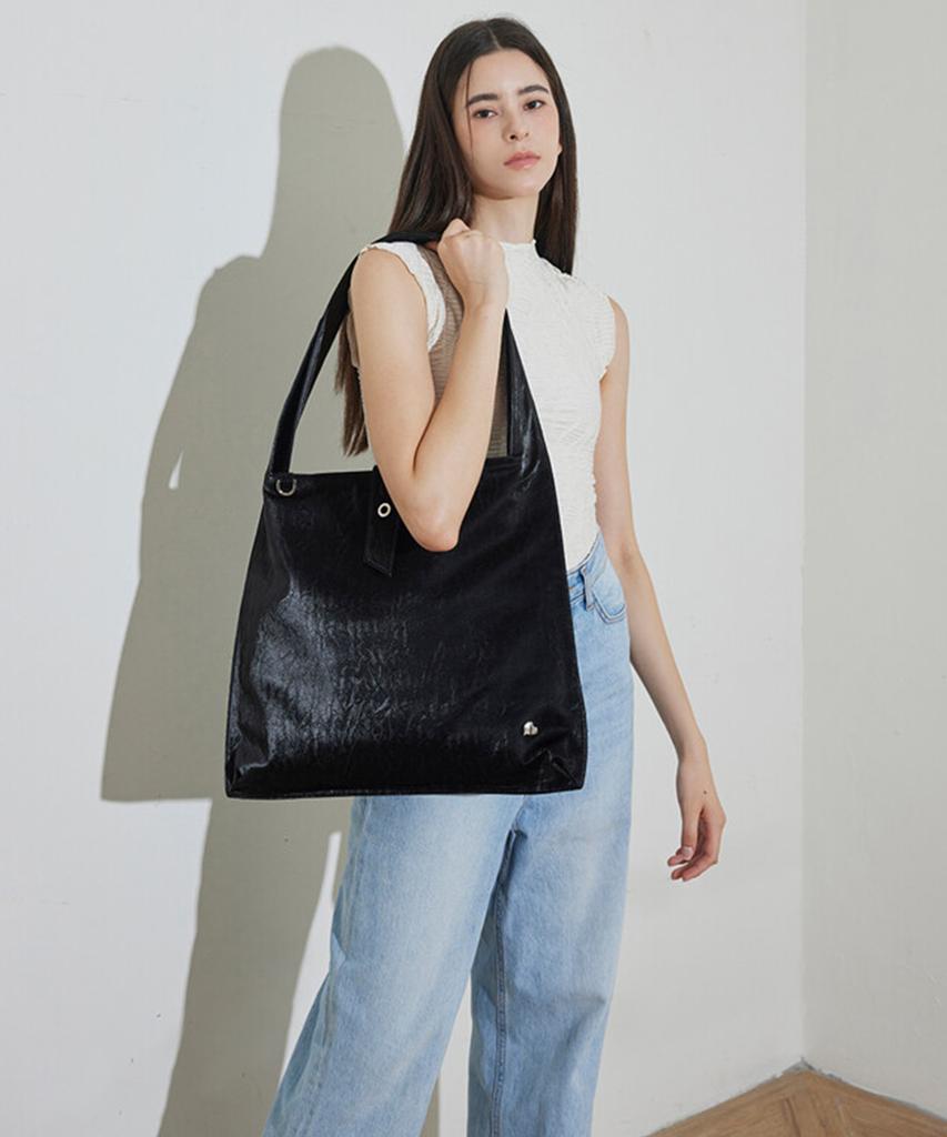 Haveawhale Islet Bag (Bk)