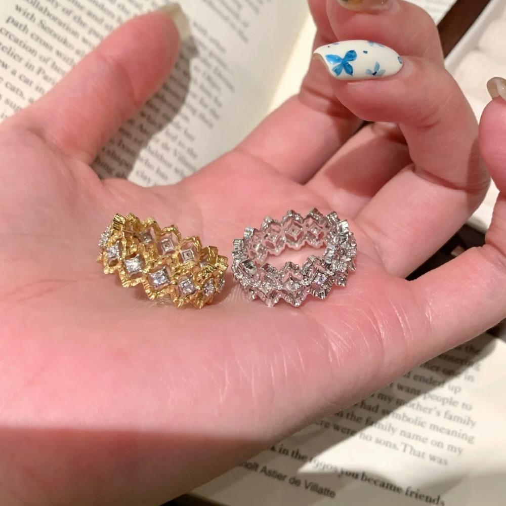 Italian Vintage Lace Rings for Women Elegant Diamond Rhinestone Gold Plated Hollow Design Fashion Jewelry