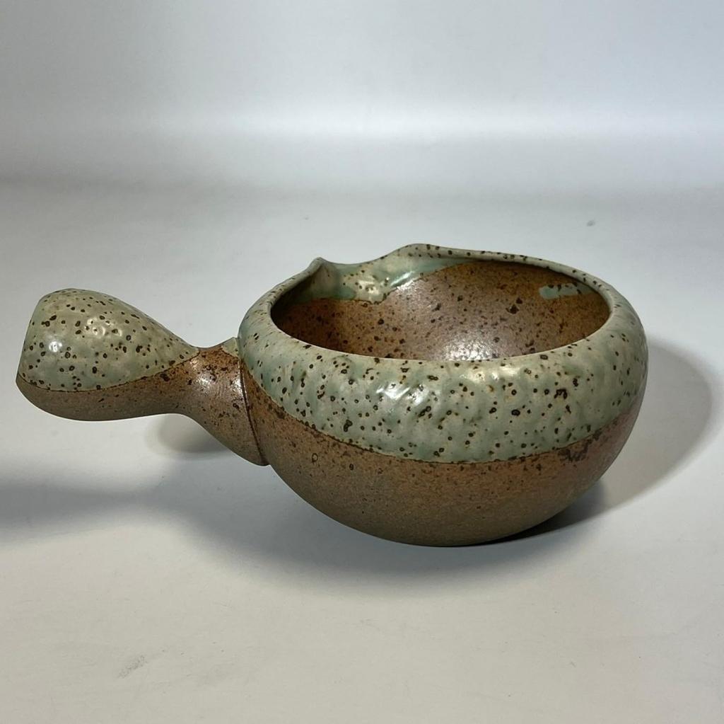Japanese ceramics, Tamamitsu, ash glaze water cooler