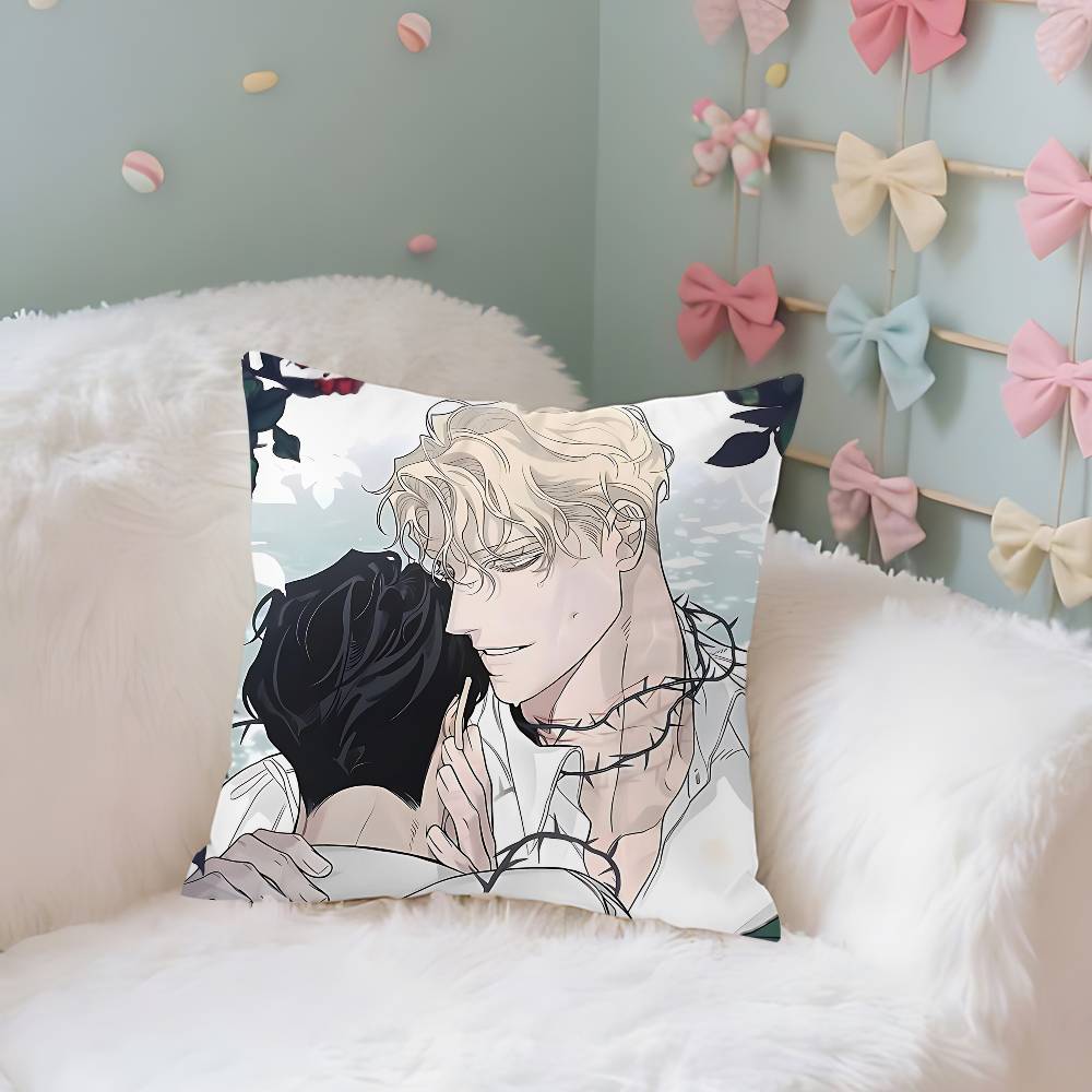 Manhwa R-roses And C-champagne Throw Pillow Covers Pattern Cushion Cover Suitable For Sofa Bedroom Car Pillow Cover