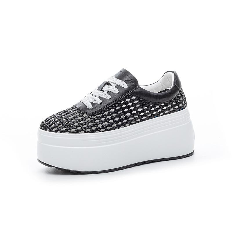 Summer woven hollow breathable muffin shoes women's 2025 summer new solid color lace-up board shoes thick sole 8 cm