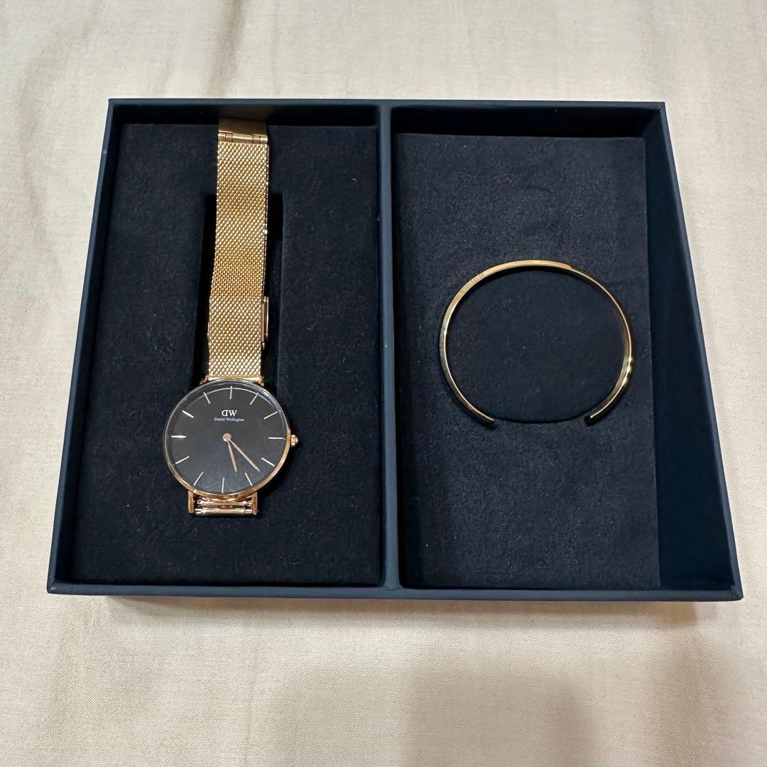 Used Daniel Wellington watch bangle set