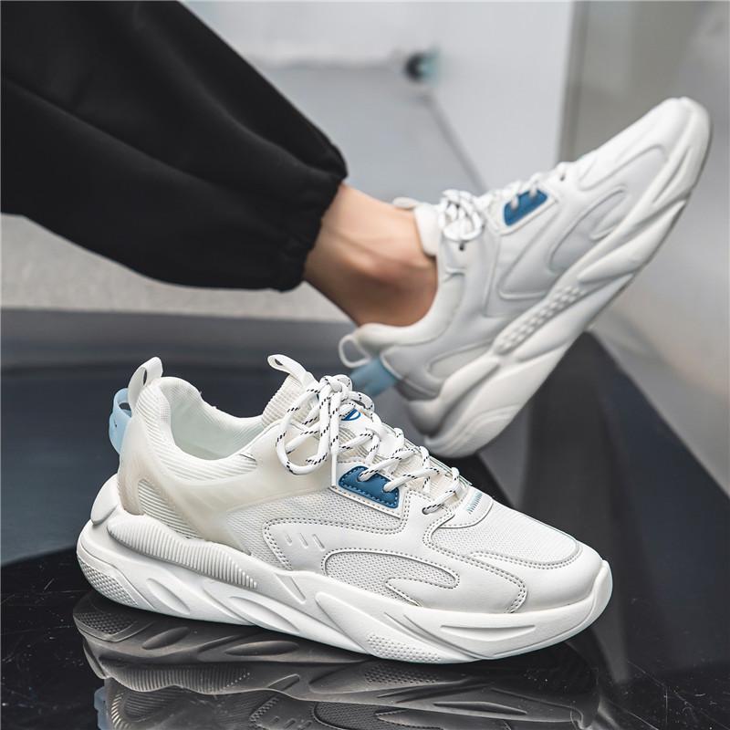 Summer mesh breathable soft sole running travel little white sports shoes spring casual dad shoes
